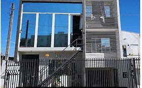 Casa central 74 com ótima localização